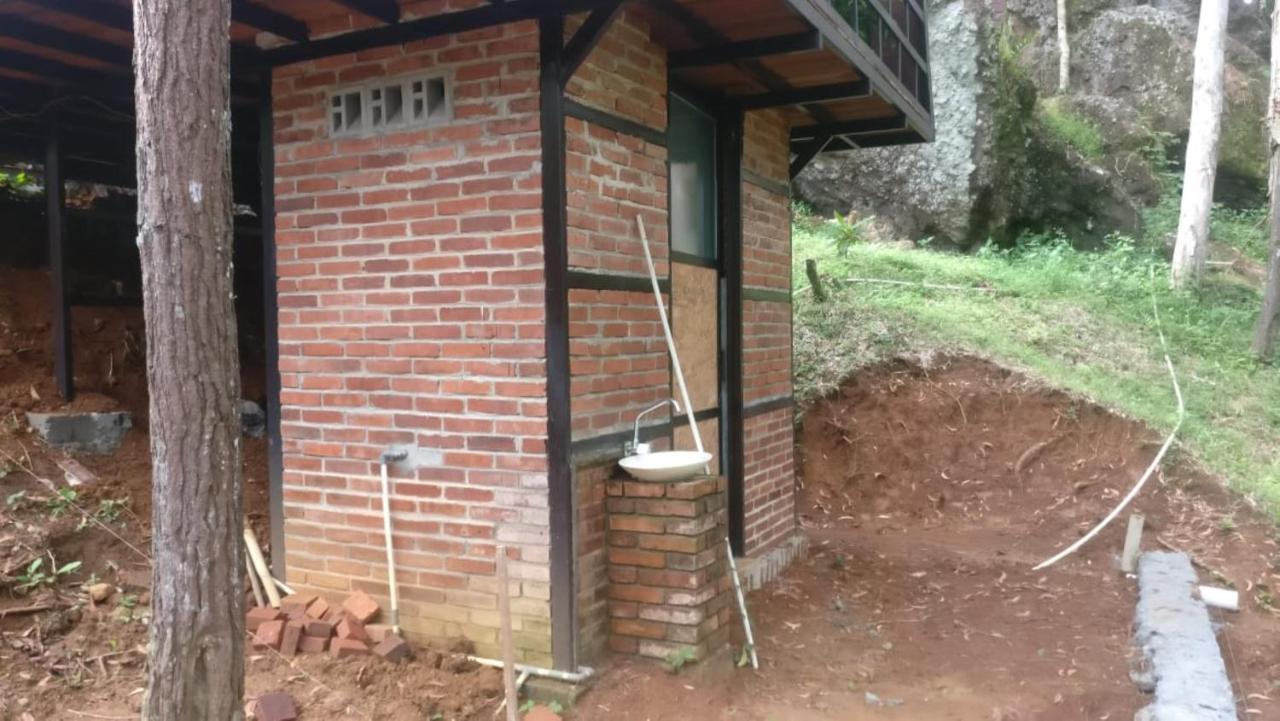 Seribu Batu Songgo Langit Resort & Camp Bantul Eksteriør billede