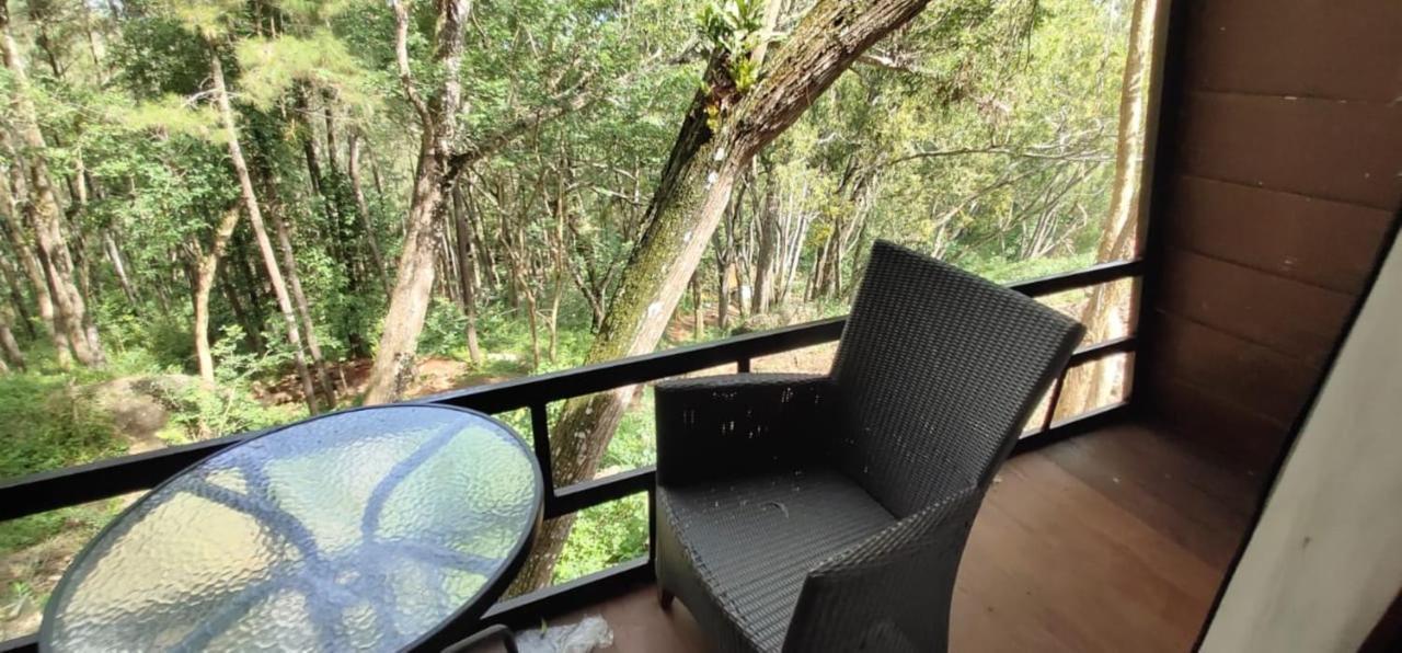 Seribu Batu Songgo Langit Resort & Camp Bantul Eksteriør billede